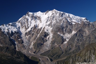 Monte_Rosa_east_face.jpg